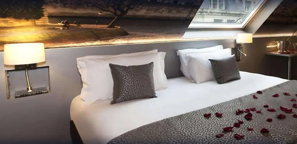 Theoreme Hotel 4*